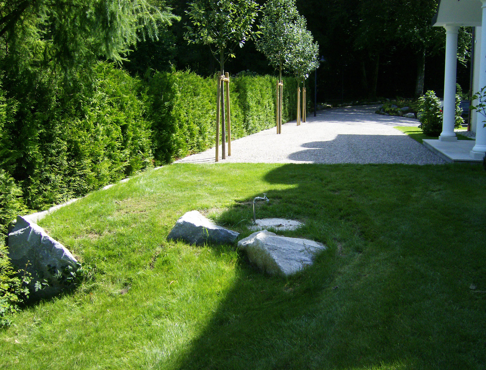 image03